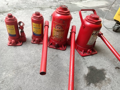 【二手千斤頂】出售幾款紅色油壓千斤頂